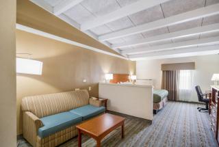 Quality Inn & Suites Kansas City - Independence I-70 East - 3