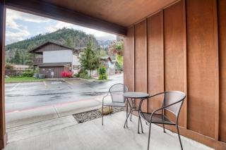 Icicle Village Resort 402: Juniper Studio - 4