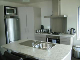 Lawrence Townhouse Accommodation - Lawrence - 1