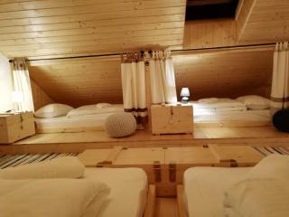 Zozo Hostel - Braşov - 8