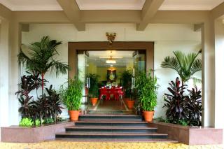 Hotel Manik Moti - Lonavala - 4