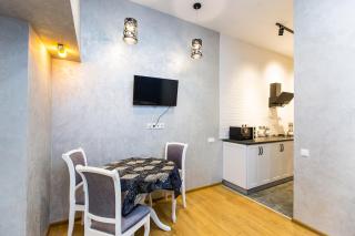 Дизайнерська ВІП квартира по вулиці Куліша 14 - 3