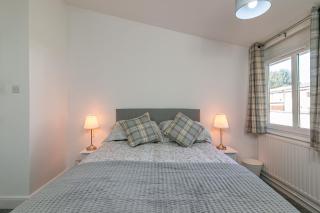 Hillcrest Lodge - 7