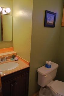 High Country Motel and Cabins - 8