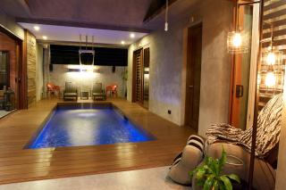 ISLA VILLA 1 amazing waterfall pool house near beach, bars & restaurants - Mactan - 1