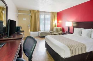 Econo Lodge Marion I-81 - Marion - 9