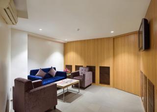 Hotel Leafio-Near Airport - Mumbai - 6