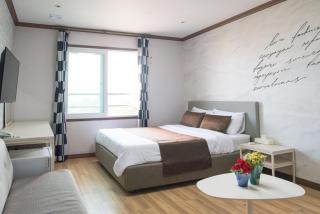 Seongsan Aqua Beach Hotel - Seogwipo - 7