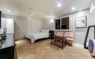 Hotel French Code - Busan - 2