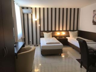 Cityhotel Ahlen Garni - Ahlen - 1