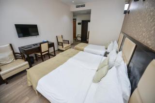 Tbilisi Inn - Tbilisi - 2