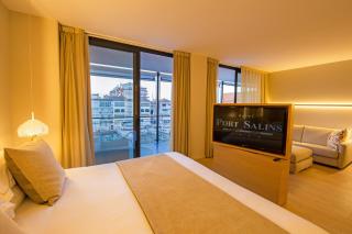 Hotel Port Salins by Pierre & Vacances - Empuriabrava - 1