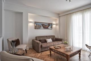 Marvelous n Bright Apt next to Megaro Mousikis - Atene - 7