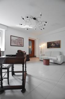 Giorgia Tassi Affittacamere - 2