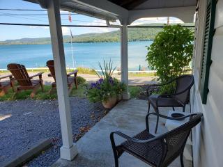 Lake View Motel - 6