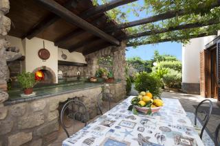 Amore Rentals - Villa Il Pino - SantʼAgata sui Due Golfi - 9
