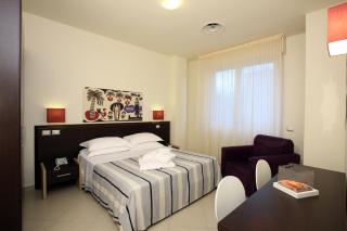 Noha Suite Hotel - Riccione - 1
