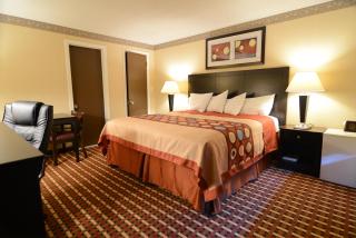 Super 8 by Wyndham Old Saybrook - 4