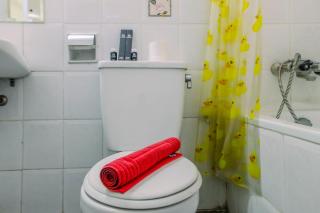 Comfy Studio at Menara Kondominium Kelapa Gading Apartment By Travelio - 2