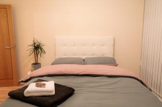 Central BnB with secure parking - Chester - 2