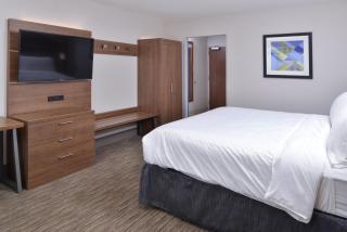 Holiday Inn Express & Suites - Marshalltown by IHG - Marshalltown - 8