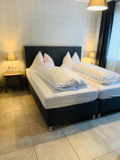 Akropolis Hotel - Nuremberg - 9