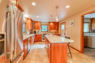 The Tides Retreat - Gig Harbor - 9