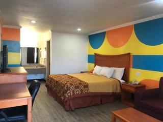 Americas Best Value Inn Bowie - 1