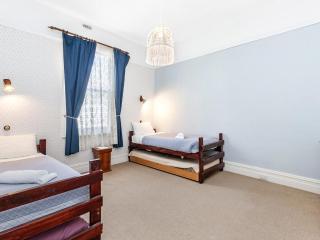 Beauvais - Port Fairy - 6
