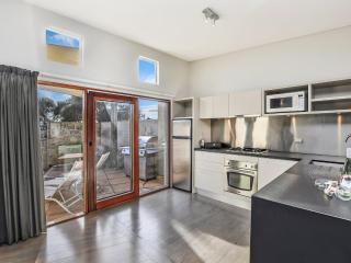Hearns Beachside Villa 3 - Port Fairy - 7