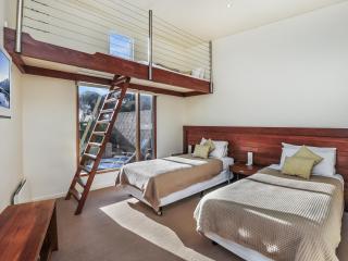 Hearns Beachside Villa 4 - Port Fairy - 3