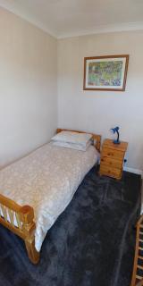 Comfortable Victorian 3 bedroom semi-detached house with fast Wi-Fi - Sittingbourne - 2