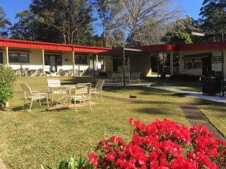 Major Innes Motel - 1