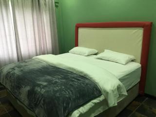 Lake Sands Manor - Pietermaritzburg - 1