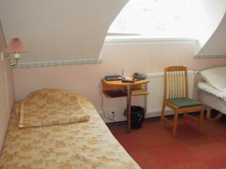 Hotell De Tolly - Tõrva - 4