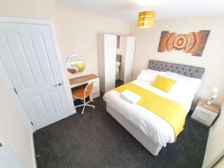 Salford Holiday Apartment Manchester - Manchester - 4