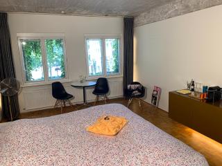 B&B Yellow Submarine - 1