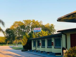 Lakeside Inn and Cafe - Saint Cloud - 0