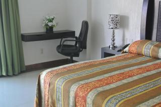 Parque Inn Hotel & Suites - 1