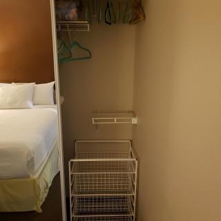 Shemron Suites Hotel - Deep River - 9