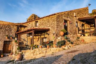 Old House - Monsanto - 7