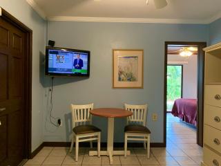 Lakeside Inn and Cafe - Saint Cloud - 7