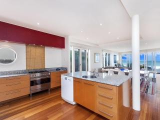 Rubys Beachfront - 9