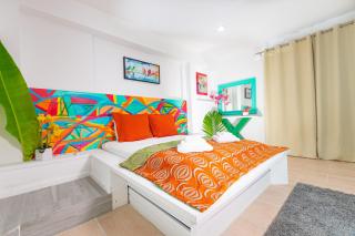 Studio 7 - Oceanfront Apartment - 0