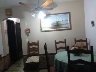 Excelente casa a 40 metros da Praia e 100 m do Shopping Peró ! Wi-fi - Cabo Frío - 2