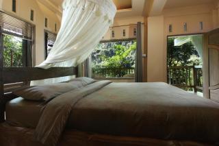 Kupu Kupu Garden Guest House & Cafe - 1