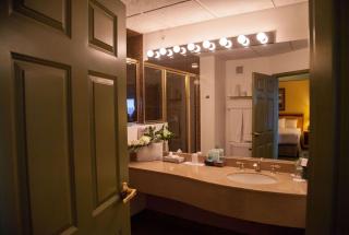 Medicine Hat Lodge, Trademark Collection by Wyndham - 2