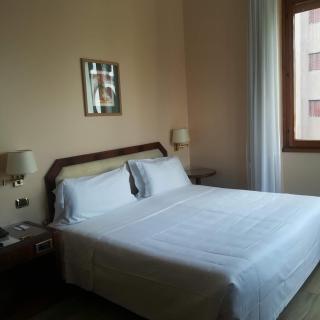 Hotel Bristol - Milan - 3
