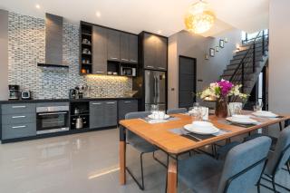 La Belle Pool Villa Phuket - Home Away from HOME - Strand Bang Tao - 1