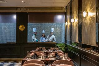 Clarks Inn Suites Raipur - Raipur - 6